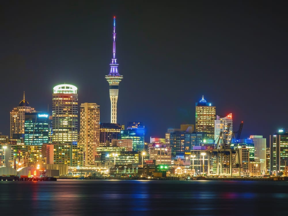 New_Zealand_Auckland_shutterstock_705137299