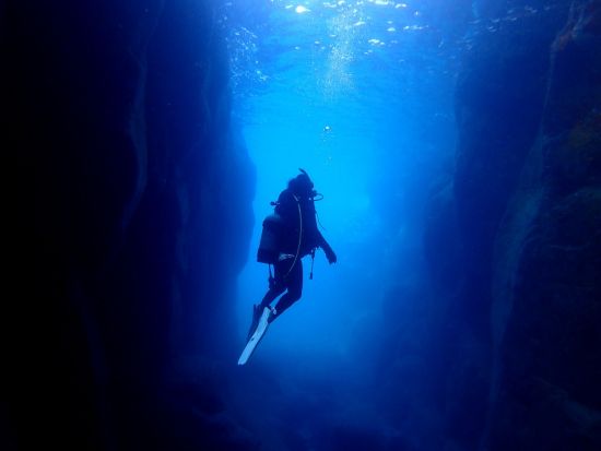 2ボートダイビング 鹿児島県 南さつま市秋目の海で、手軽にボートダイビングを楽しもう！ ＜1名から参加OK／鹿児島市発＞ by アクアトリップダイビング