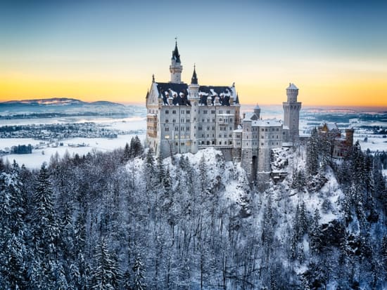 Germany_Neuschwanstein Castle_shutterstock_246657790