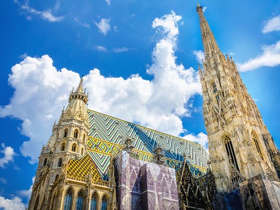 Austria_Vienna_St Stephen's Cathedral_shutterstock_338394221