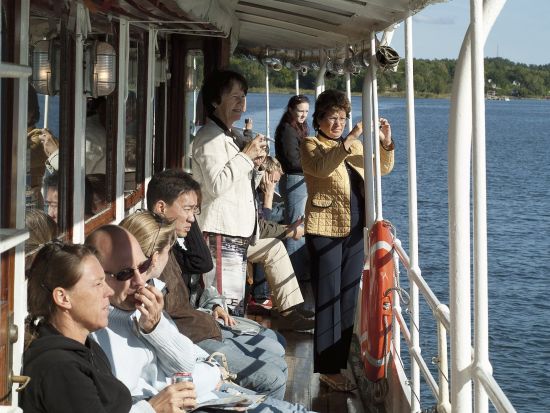 ストックホルム群島　デイクルーズ ＜英語ガイド付き／2.5時間＞