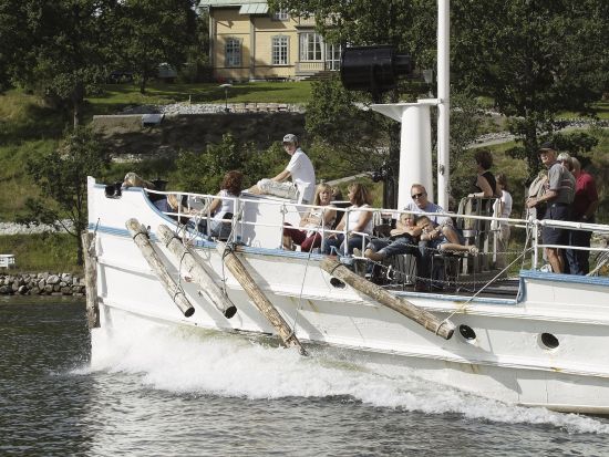 ストックホルム群島　デイクルーズ ＜英語ガイド付き／2.5時間＞