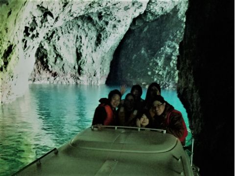 青の洞窟ボートクルーズ 【当日朝4時まで申込可(空席ある時）】名物船長とともに神秘の世界へ＜4月1日～11月3日／小樽市＞by KANEHIDE MARINE