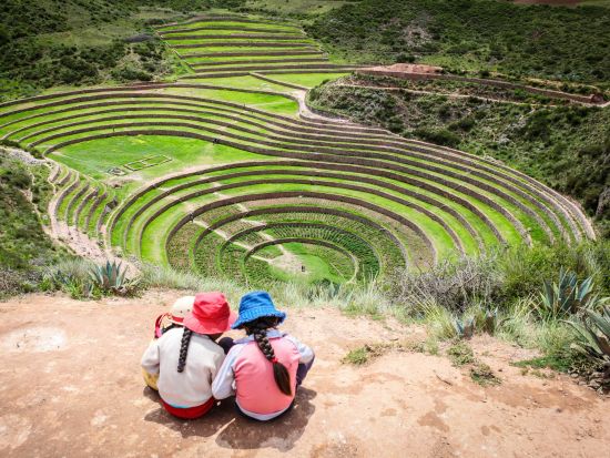 マラスの塩田＆モライ遺跡 日帰り観光ツアー☆知る人ぞ知る隠れた名店でのスペシャルランチプランあり！＜貸切／英語ガイド／昼食付／クスコ発＞