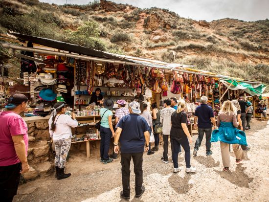 マラスの塩田＆モライ遺跡 日帰り観光ツアー☆知る人ぞ知る隠れた名店でのスペシャルランチプランあり！＜貸切／英語ガイド／昼食付／クスコ発＞