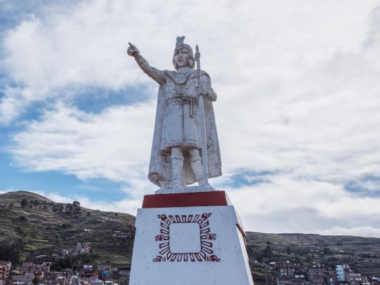 【プライベート】インカの古都プーノ 半日観光ツアー☆ウロス島訪問付きプランあり！＜英語ガイド／プーノ発＞