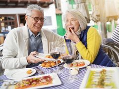 Tapas, Senior Couple
