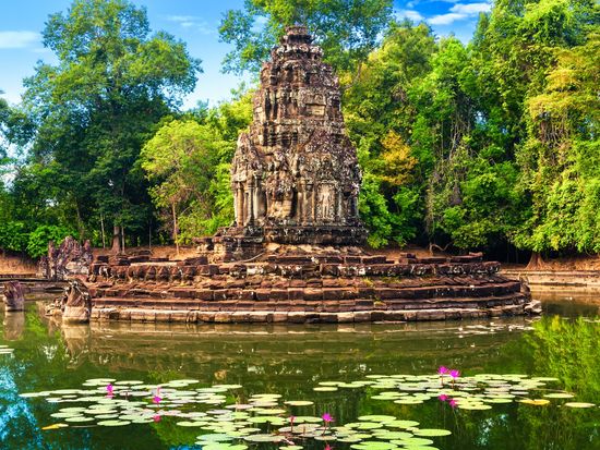 Neak_Pean_shutterstock_557893390