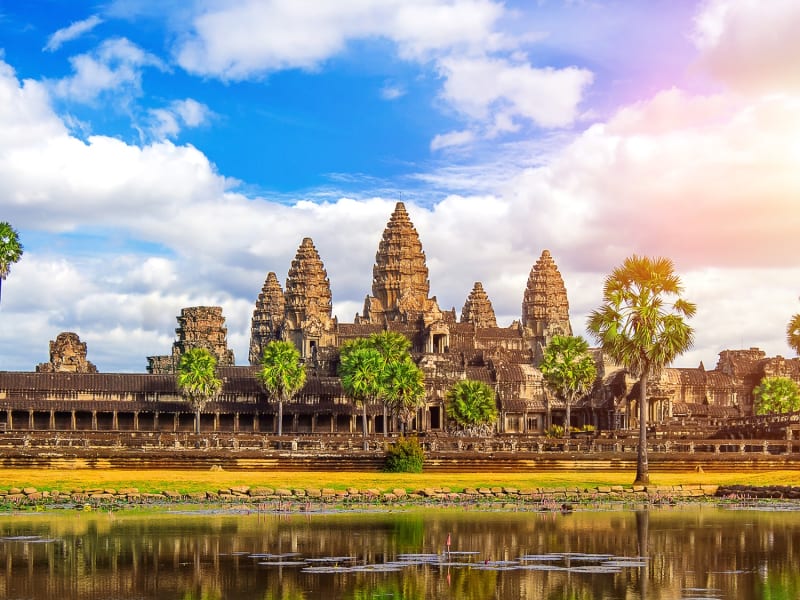 Cambodia_Angkor_Wat_shutterstock_559829917