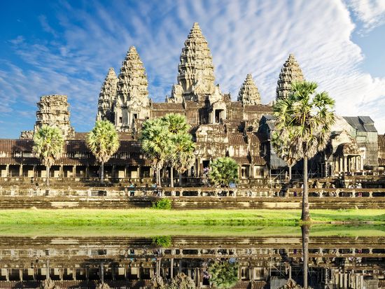Cambodia_Angkor_Wat_shutterstock_447507841