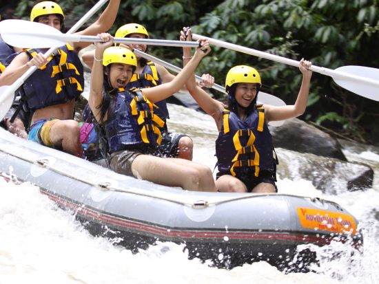 【ラフティング】アユン川ホワイト・ウォーター・ラフティング＜5歳から参加可／往復ホテル送迎付／昼食付＞ by Bali Adventure Tours