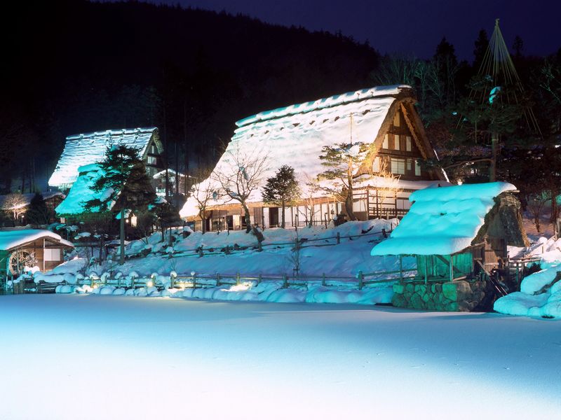 飛騨の里ライトアップpixta_3436769_M