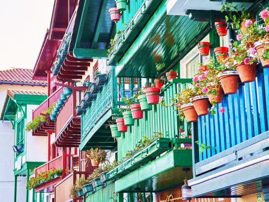 ビアリッツ＆オンダリビアとフランスバスクの街巡り 1日観光ツアー＜貸切／サン・セバスチャン発着＞