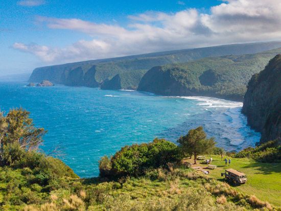ハワイ島　ハイキング＆オフロードドライブ　滝遊びもあり ＜1日／昼食付／英語ガイド＞