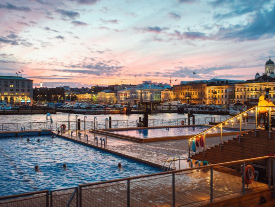 ローカルサウナツアー コティハルユ・ヘルマンニ・アッラスプール☆老舗からモダンサウナまで！＜午後／日本語ガイド同行／ヘルシンキ発＞