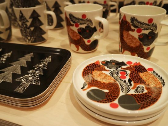 マリメッコづくし！ショッピングツアー　路面店からアウトレット、ヴィンテージショップを巡る！マリメッコ本社社員食堂でのランチ付き＜日本語ガイド／ヘルシンキ発＞