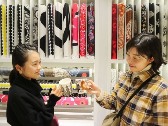 マリメッコ・アウトレットと北欧雑貨ショッピング巡り！日本語ガイドツアー＜ヘルシンキ発＞