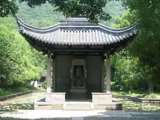 中国の歴史文学を満喫！紹興日帰り観光ツアー＜日本語ガイド／昼食付／杭州発＞