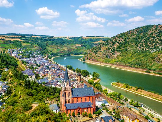 Oberwesel_shutterstock_1143403346
