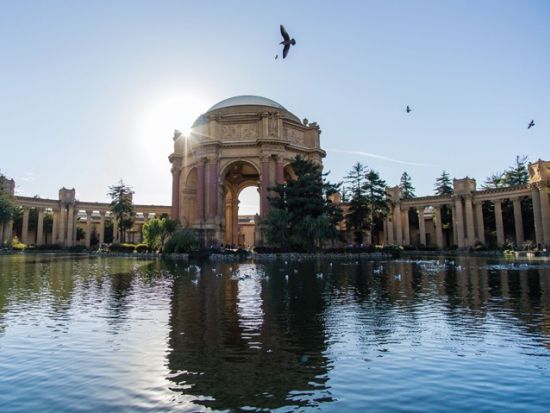 サンフランシスコ 乗り降り自由バス　チケット予約 ＜日本語オーディオガイド付き＞