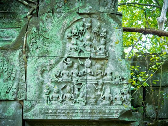 カンボジア日帰り観光ツアー　ベンメリア遺跡＋コーケー遺跡　＜昼食付き／日本語ガイド＞