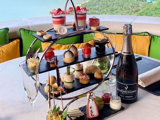 シトロン（Citron）食事券＆事前予約サービス　フォトジェニックな店内で話題 インターコンチネンタルの多国籍グルメレストラン ＜ダナン＞