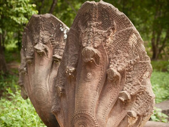 Cambodia_Beng_Mealea_shutterstock_58763770