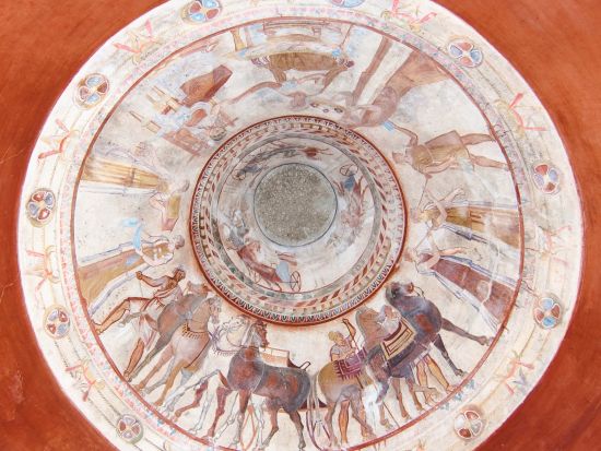 カザンラック＆ヴェリコ・タルノヴォ 貸切専用車で行く1日プライベートツアー＜英語ドライバーまたは日本語ガイド／ソフィア発＞