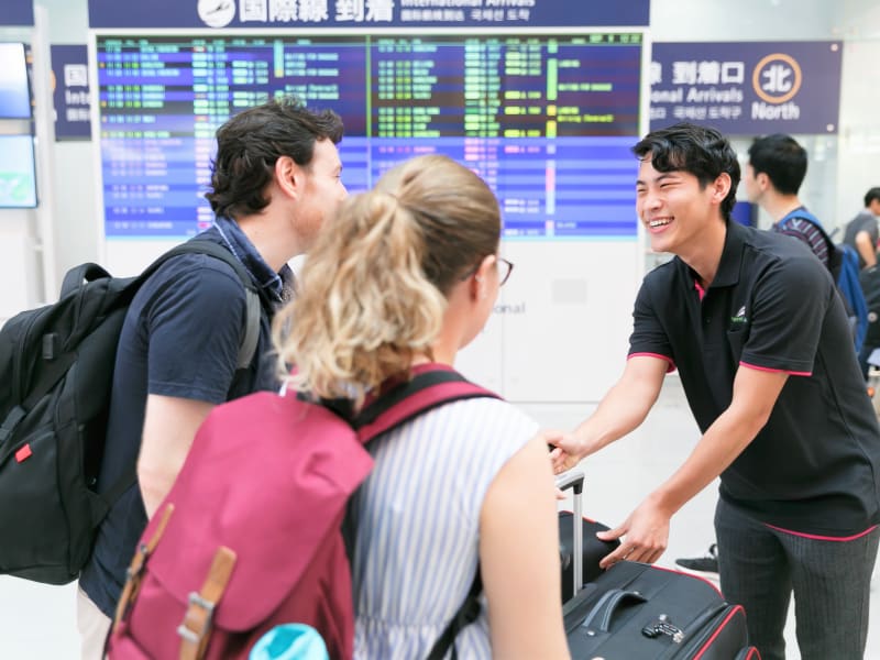 荷物配送 羽田 成田空港 東京23区内ホテル間スーツケース 手荷物同日配送サービス 東京ベイエリア配送可 英語対応可 国際線のみ対応 東京の観光 遊び 体験 レジャー専門予約サイト Veltra ベルトラ