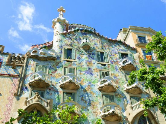 バルセロナ市内観光＆モンジュイックの丘　半日観光ツアー ＜英語ガイド＞