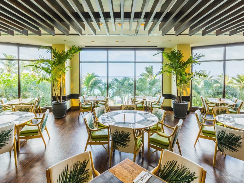 outrigger-guam-beach-resort-dining-palm-cafe16