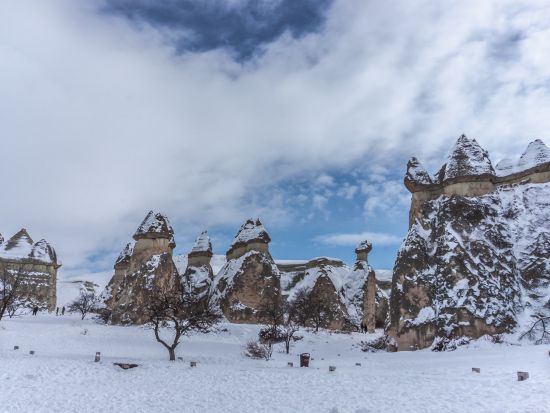 世界遺産カッパドキア 1泊2日ツアー　王道観光＋ローズバレー＋ワイナリー　洞窟ホテル泊　気球付きプランあり＜貸切／日本語ガイド／国内航空券込／イスタンブール発＞