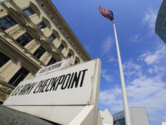 Berlin_ Checkpoint Charlie_shutterstock_224429164