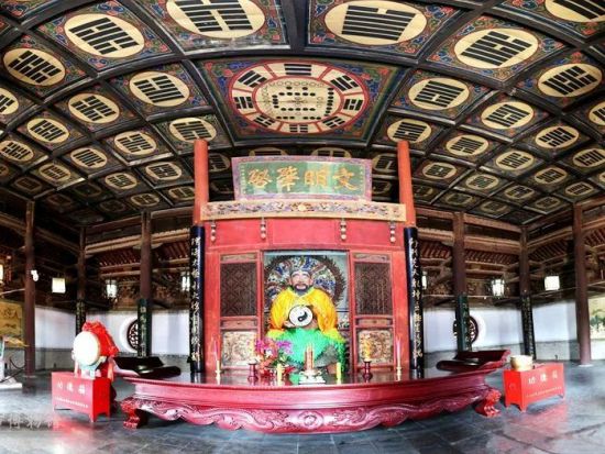 天水1日観光ツアー☆シルクロードの要衝！麦積山石窟と伏羲廟を巡る！＜貸切／往復新幹線利用／昼食付／日本語ガイド／西安発＞ 