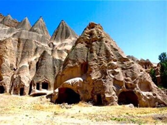 世界遺産カッパドキア 大自然に触れる1日観光　ウフララ渓谷＋ナル湖他＜貸切／昼食付／日本語ガイド／カッパドキア発＞