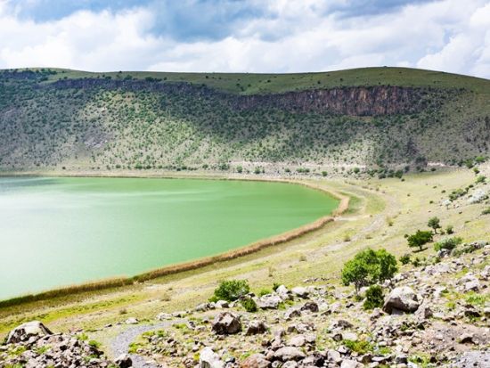 世界遺産カッパドキア 2泊3日ツアー　王道＋ローズバレー＋ウフララ渓谷ほか　洞窟ホテル泊　気球付プラン有＜貸切／日本語ガイド／国内航空券込／イスタンブール発＞