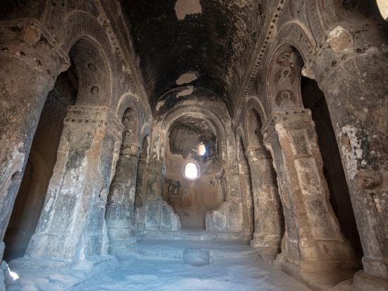 世界遺産カッパドキア1日観光　地下都市＆渓谷を楽しむグリーンツアー　ウフララ渓谷＋デリンクユ地下都市＋セリメ村 ＜混載／昼食付／英語ガイド／カッパドキア発＞