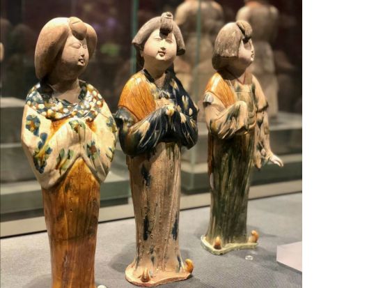 西安市内史跡巡り1日ツアー　博物館の事前予約付！陝西歴史博物館壁画逸品特別見学・大雁塔・青龍寺・古城壁・鐘楼・回民街観光＜貸切／昼食／日本語ガイド／西安発＞