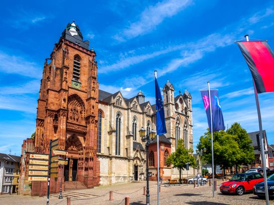 Wetzler_Cathedral_shutterstock_1464774020