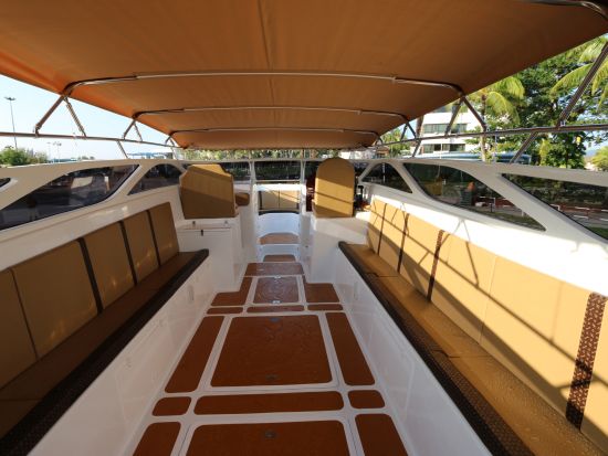 プライベートチャーター船で行く！ピピ島日帰りツアー カイ島、バンブー島、クラビを自由に島巡り＆シュノーケル＜スピードボート／日本語ガイド／最大50名まで＞