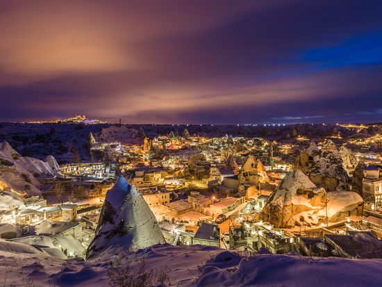 Goreme_Night_WInter_shutterstock_1469029304