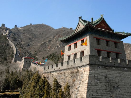 北京・世界遺産*故宮博物院＋天安門広場＋景山公園＋万里の長城（居庸関）＜1日／昼食付／専用車＋日本語ガイド／入場料込み／北京市内発着＞