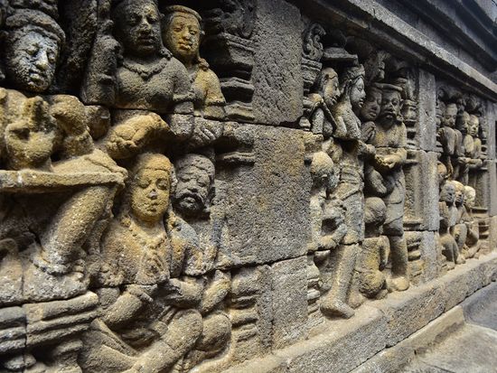 Indonesia_Borobudur_shutterstock_1606307215