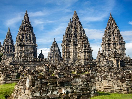 Indonesia_Prambanan_shutterstock_285177005