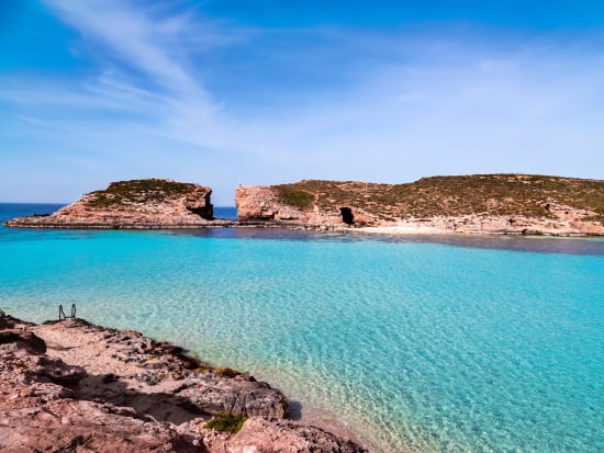 Comino and Blue Lagoon Full Day Cruise from Malta with Hotel Pick Up tours,  activities, fun things to do in Malta(Europe)｜VELTRA