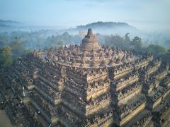 Indonesia_Borobudur_shutterstock_1141713023