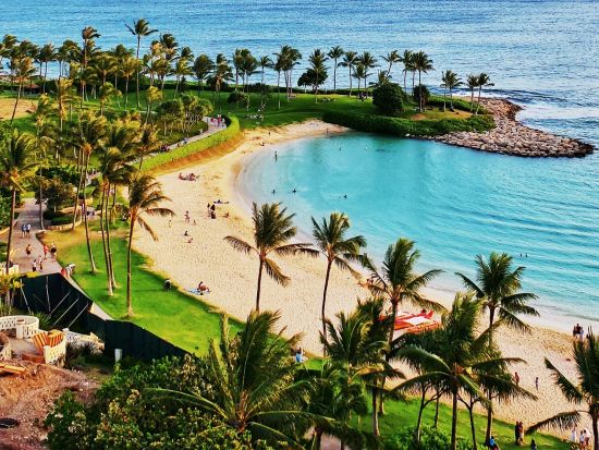 ピンクピルボックス絶景ハイキング＆コオリナ満喫ツアー　ワイケレアウトレットでショッピングも！＜おむすび付き／日本語ガイド＞