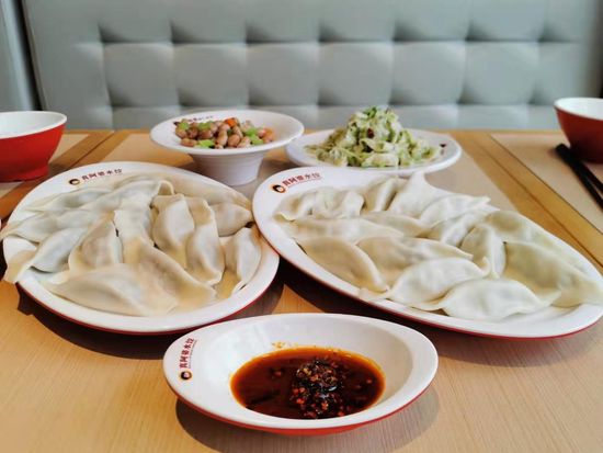 真阿婆餃子屋 メニュー