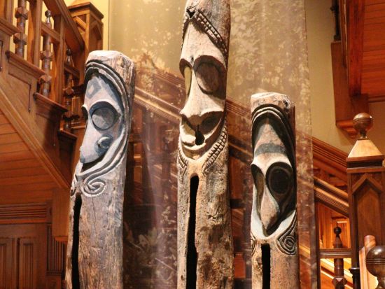 ビショップミュージアム　入場チケット事前予約　現代フラレッスン、レイ作り体験、ガーデンツアーなど体験プログラム付きプランあり