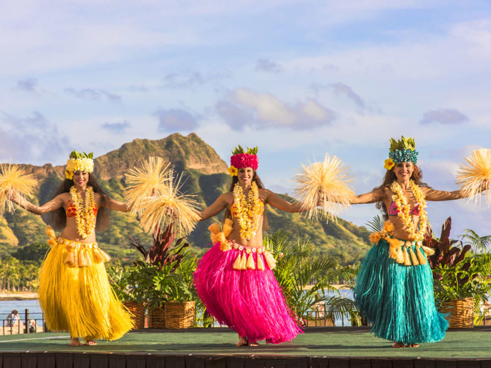 A Guide to Hawaii's Culture: From Clothing to Food –